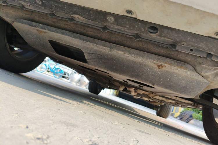 Used Renault Koleos 2014 2.5L 4x4 Comfort Edition Chassis Front
