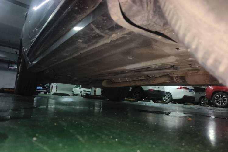 Used Renault Koleos 2014 Revised Version 2.0L Two-Wheel Drive Fashion Edition Chassis Front Right