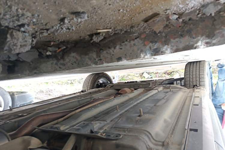 Used Renault Koleos 2014 2.5L 4x4 Comfort Edition Chassis Rear Left