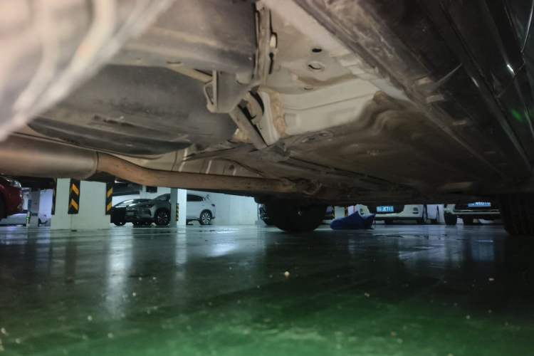 Used Renault Koleos 2014 Revised Version 2.0L Two-Wheel Drive Fashion Edition Chassis Rear Right