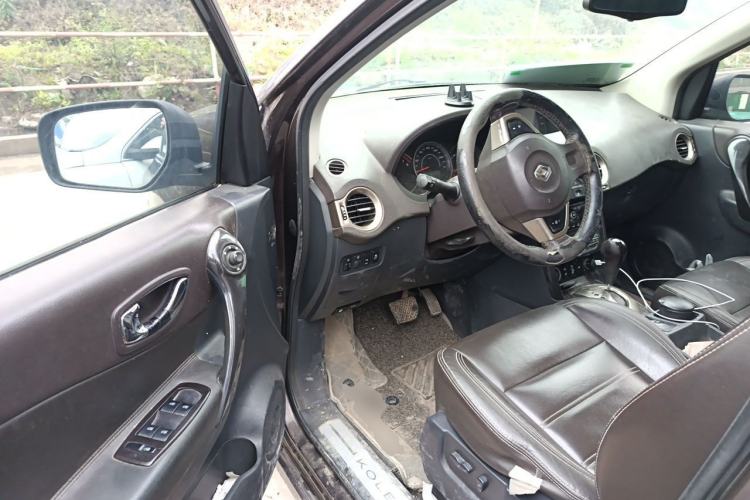 Used Renault Koleos 2014 2.5L 4x4 Comfort Edition Driver Seat