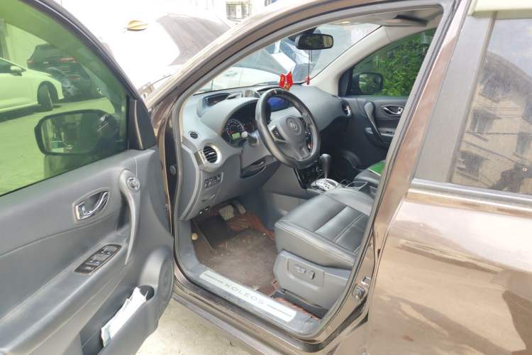 Used Renault Koleos 2014 2.5L Two-Wheel Drive Comfort Edition Driver Seat
