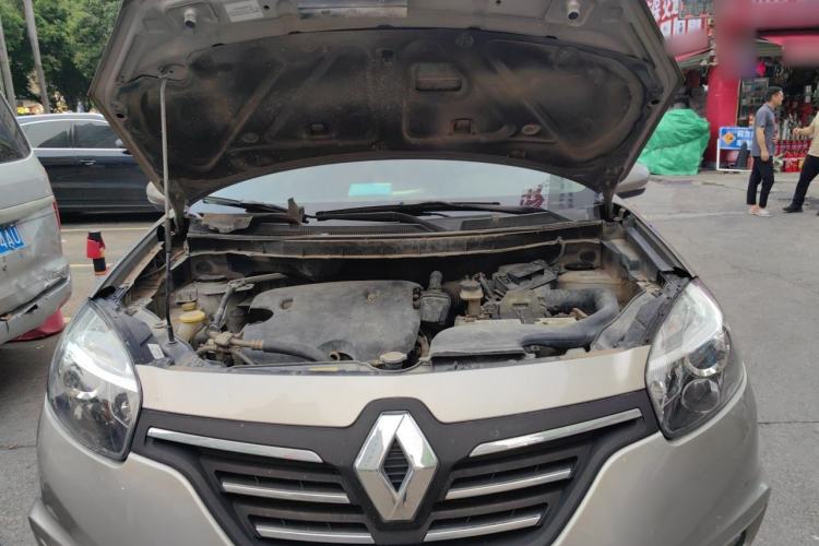 Used Renault Koleos 2014 2.0L Two-Wheel Drive Fashion Edition Engine Bay