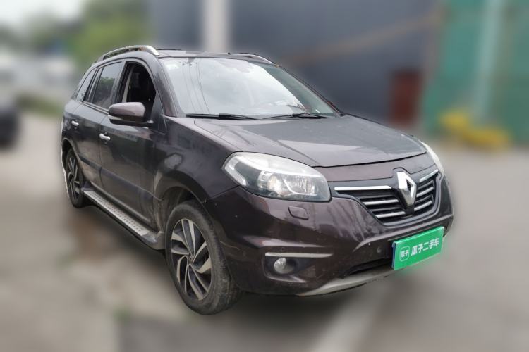 Used Renault Koleos 2014 2.5L Four-Wheel Drive Luxury Edition Front Right 45 Deg