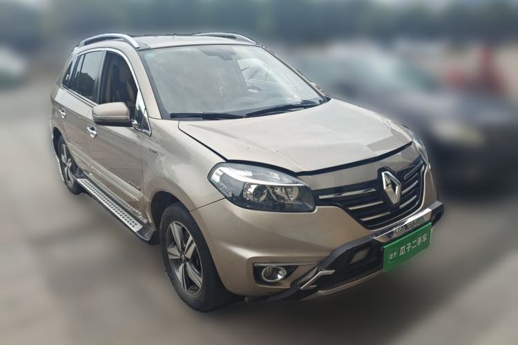 Used Renault Koleos 2014 Revised Version 2.5L Two-Wheel Drive Comfort Edition Front Right 45 Deg