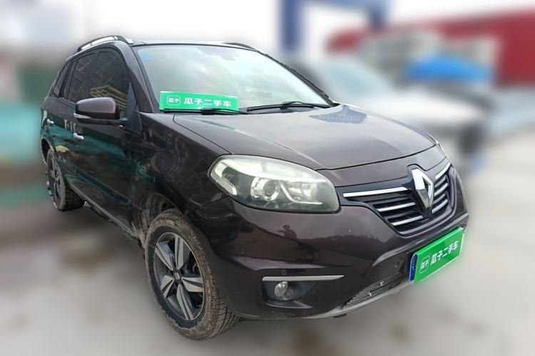 Used Renault Koleos 2014 2.5L 4x4 Comfort Edition Front Right 45 Deg