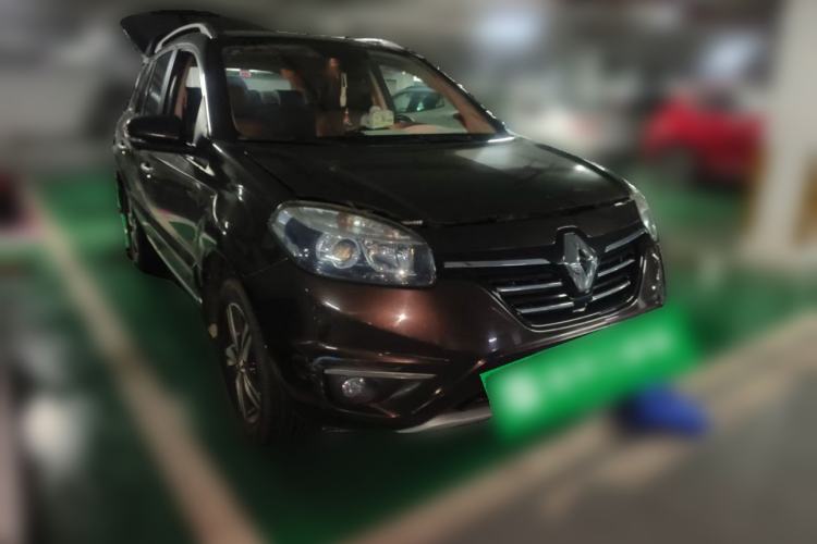 Used Renault Koleos 2014 Revised Version 2.0L Two-Wheel Drive Fashion Edition Front Right 45 Deg