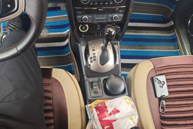 Used Renault Koleos 2014 Revised Version 2.5L Two-Wheel Drive Comfort Edition Gear Lever