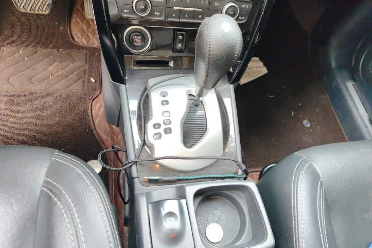 Used Renault Koleos 2014 2.5L Two-Wheel Drive Comfort Edition Gear Lever