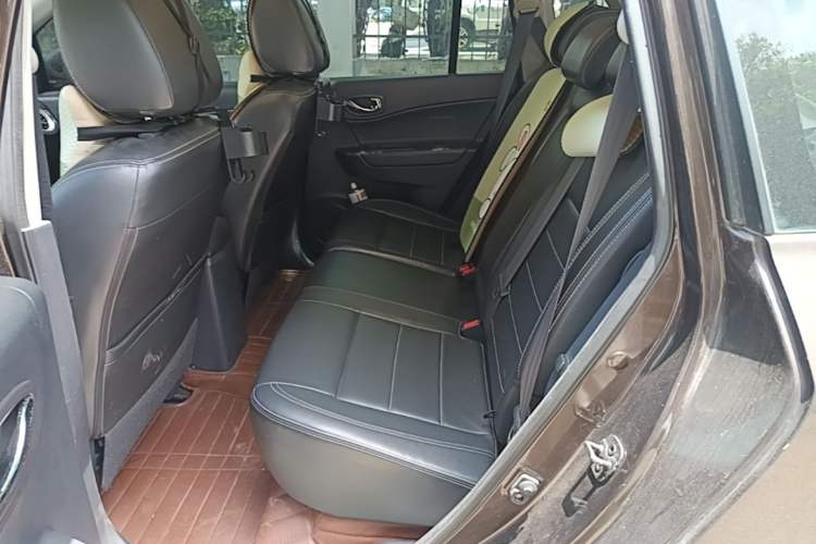 Used Renault Koleos 2014 2.0L Two-Wheel Drive Fashion Edition Left Rear Seat