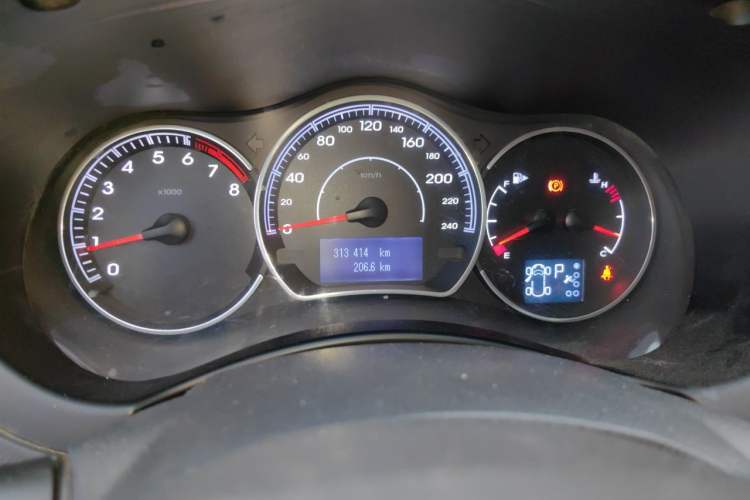 Used Renault Koleos 2014 2.0L Two-Wheel Drive Fashion Edition Odometer Close Up