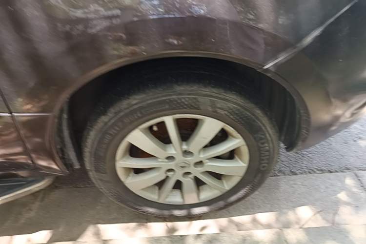 Used Renault Koleos 2014 2.0L Two-Wheel Drive Fashion Edition Right Front Wheel Hub