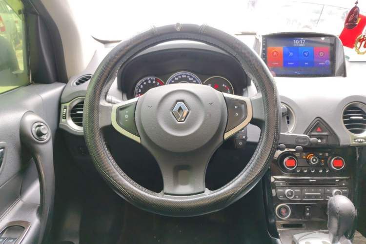 Used Renault Koleos 2014 2.5L Two-Wheel Drive Comfort Edition Steering Wheel