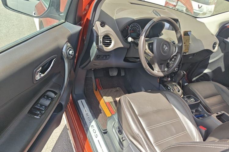 Used Renault Koleos 2014 Revised Version 2.5L Two-Wheel Drive Comfort Edition Driver Seat