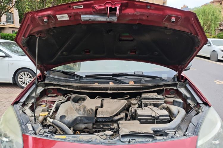 Used Renault Koleos 2014 2.5L 4x4 Sportway Edition Engine Bay
