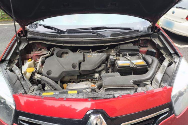 Used Renault Koleos 2014 2.5L Two-Wheel-Drive Sportway Edition Engine Bay