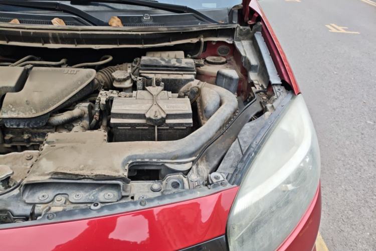 Used Renault Koleos 2014 2.5L 4x4 Sportway Edition Engine Bay Left