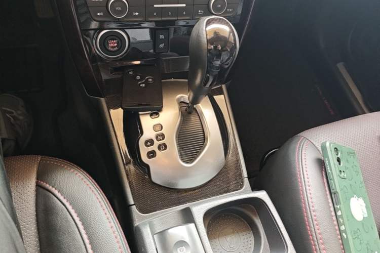 Used Renault Koleos 2014 Revised Version 2.5L Two-Wheel Drive Comfort Edition Gear Lever