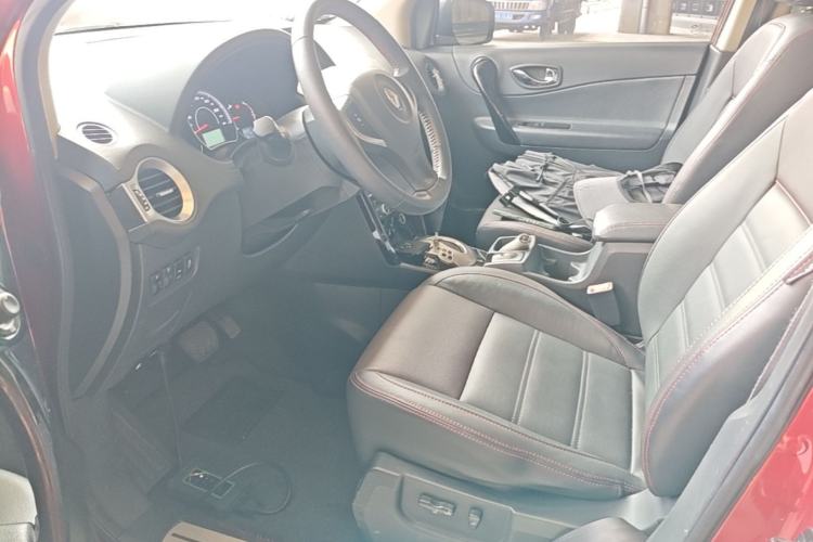 Used Renault Koleos 2014 Revised Version 2.5L Two-Wheel Drive Comfort Edition Left Front Seat