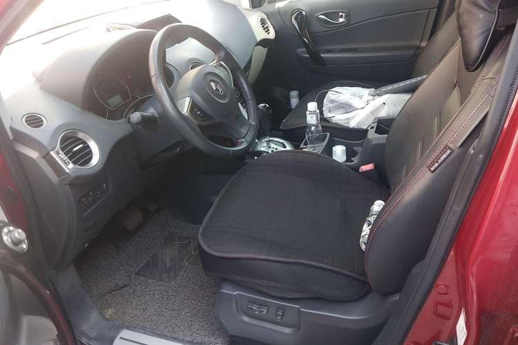 Used Renault Koleos 2014 2.5L 4x4 Sportway Edition Left Front Seat