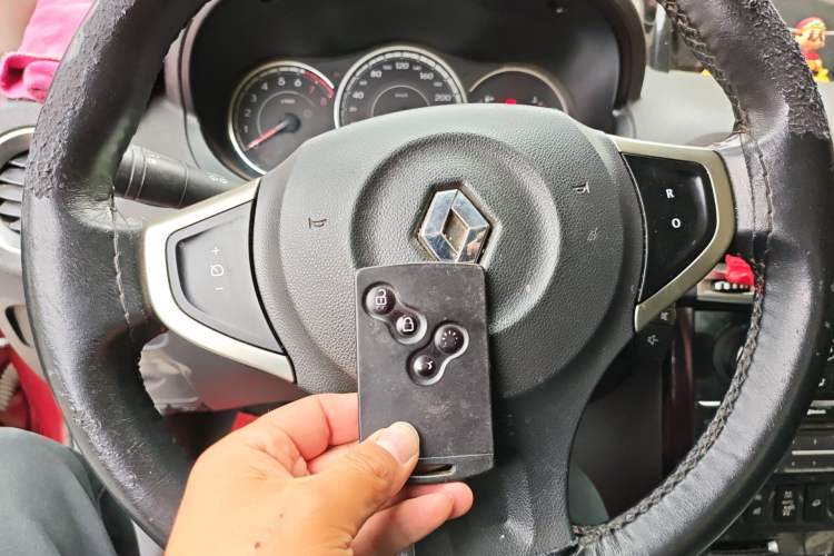 Used Renault Koleos 2014 2.5L 4x4 Sportway Edition Vehicle Key