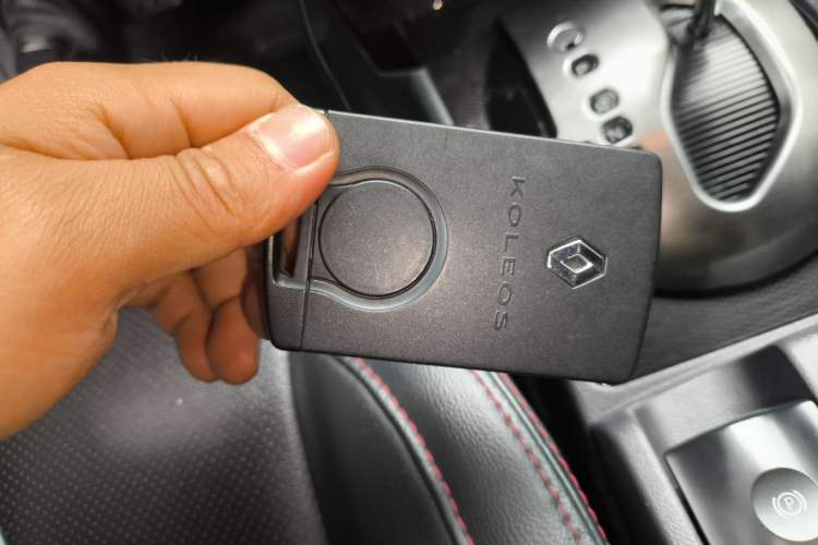 Used Renault Koleos 2014 2.5L Two-Wheel-Drive Sportway Edition Vehicle Key