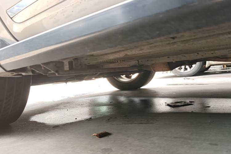 Used Renault Koleos 2014 2.5L 4x4 Sportway Edition Chassis Front Left