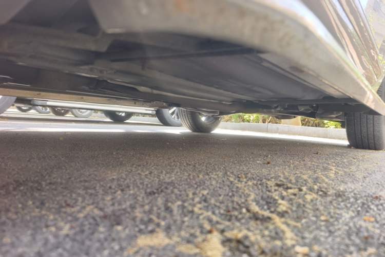 Used Renault Koleos 2014 2.5L 4x4 Comfort Edition Chassis Front Left