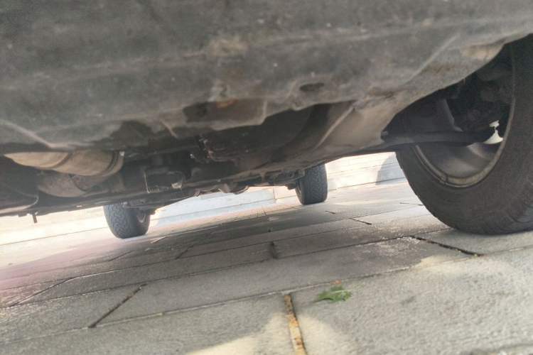 Used Renault Koleos 2014 2.5L 4x4 Comfort Edition Chassis Front Left