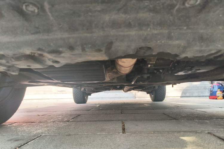 Used Renault Koleos 2014 2.5L 4x4 Comfort Edition Chassis Front