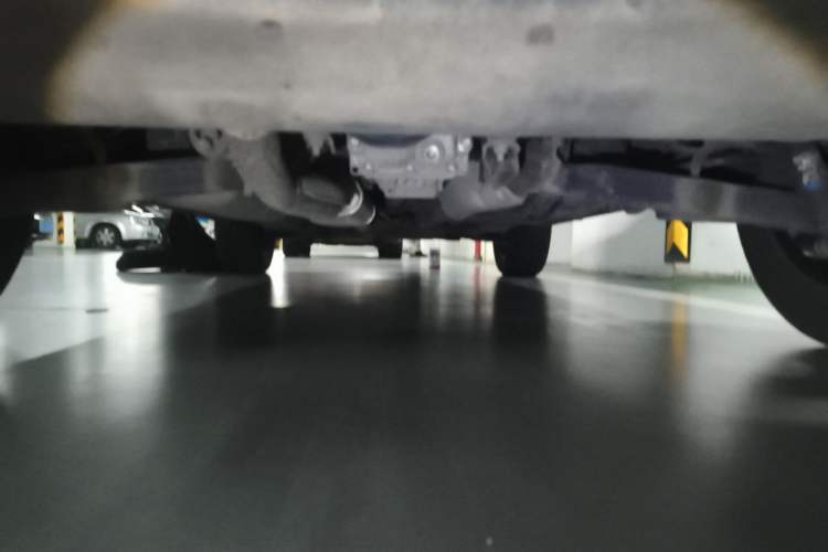 Used Renault Koleos 2014 2.5L 4x4 Comfort Edition Chassis Rear