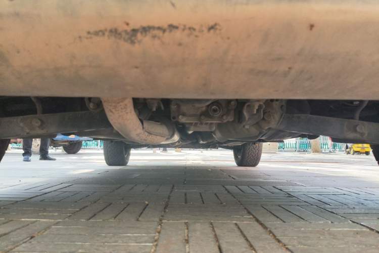 Used Renault Koleos 2014 2.5L 4x4 Comfort Edition Chassis Rear