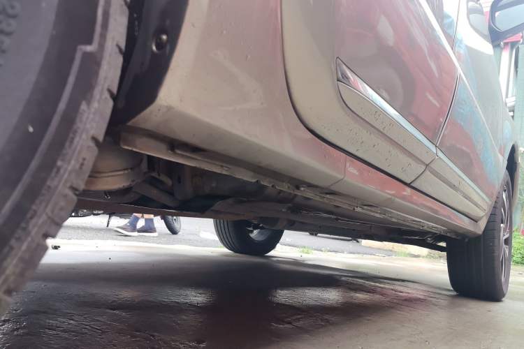 Used Renault Koleos 2014 2.5L Four-Wheel Drive Luxury Edition Chassis Rear Right