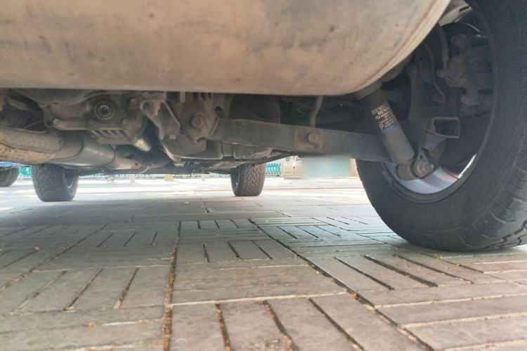 Used Renault Koleos 2014 2.5L 4x4 Comfort Edition Chassis Rear Right