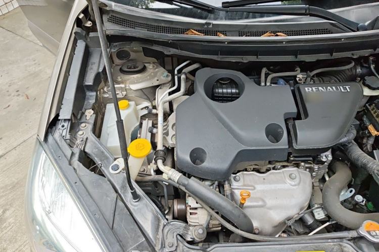 Used Renault Koleos 2014 2.5L 4x4 Comfort Edition Engine Bay Right