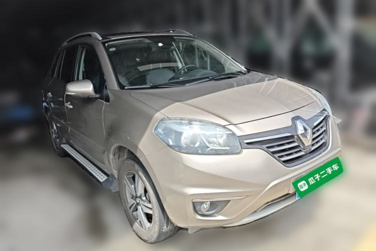 Used Renault Koleos 2014 2.5L 4x4 Sportway Edition Front Right 45 Deg