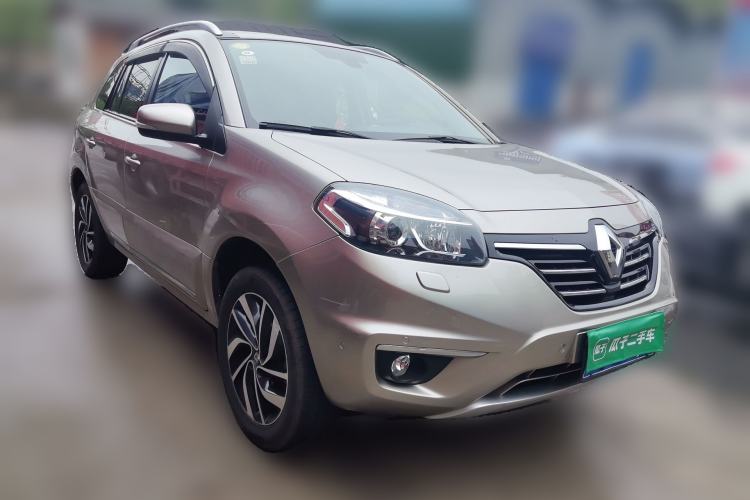 Used Renault Koleos 2014 2.5L Four-Wheel Drive Luxury Edition Front Right 45 Deg