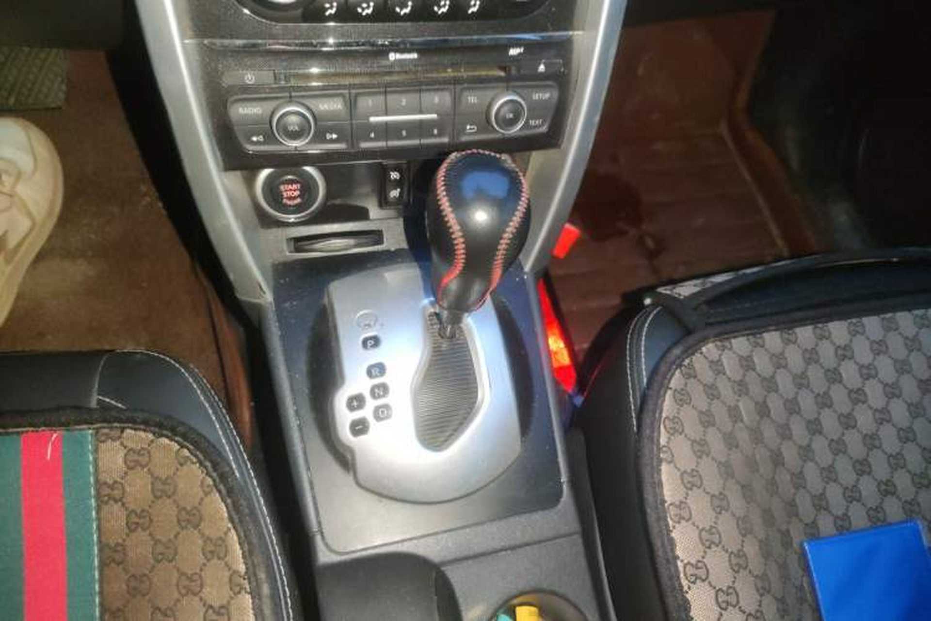Used Renault Koleos 2014 Revised Version 2.0L Two-Wheel Drive Fashion Edition Gear Lever