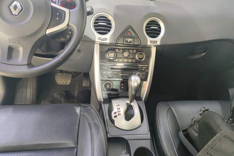 Used Renault Koleos 2014 2.0L Two-Wheel Drive Fashion Edition Gear Lever