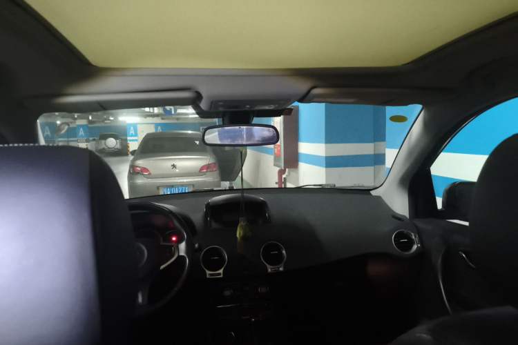 Used Renault Koleos 2014 2.5L 4x4 Comfort Edition Headliner