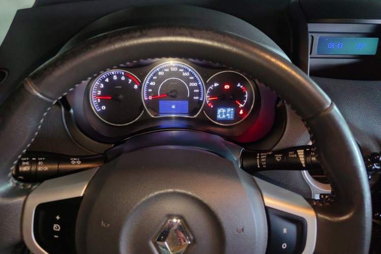 Used Renault Koleos 2014 2.0L Two-Wheel Drive Standard Edition Instrument Cluster