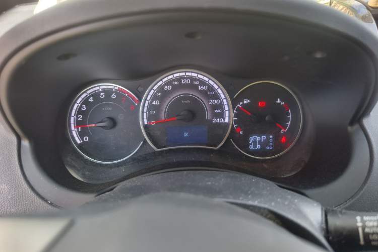 Used Renault Koleos 2014 2.5L 4x4 Comfort Edition Instrument Cluster