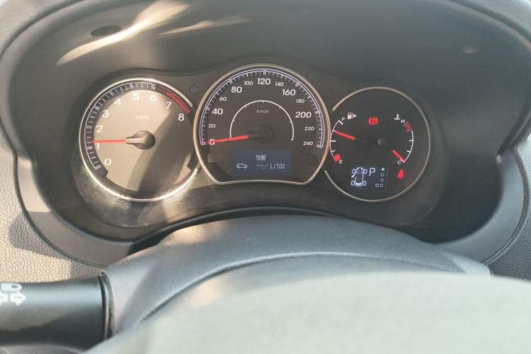 Used Renault Koleos 2014 2.5L 4x4 Comfort Edition Instrument Cluster