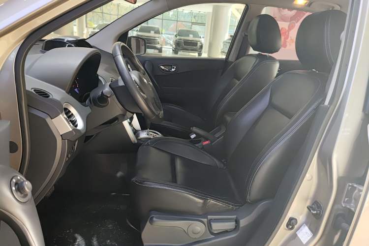 Used Renault Koleos 2014 2.0L Two-Wheel Drive Fashion Edition Left Front Seat