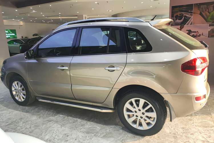 Used Renault Koleos 2014 2.0L Two-Wheel Drive Fashion Edition Left Side