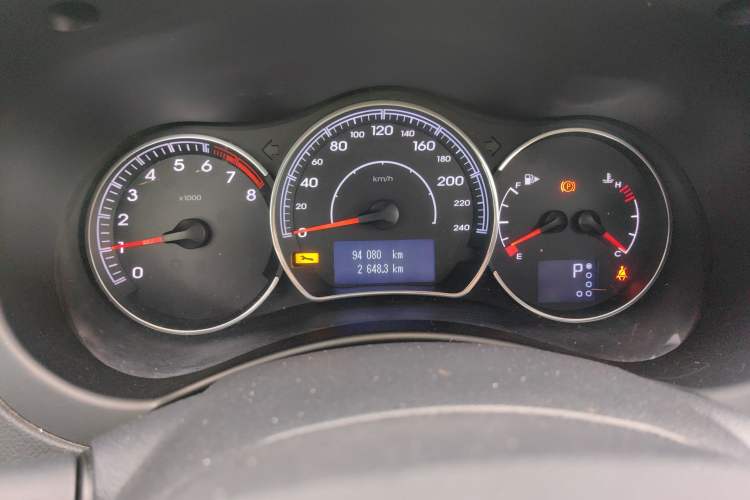 Used Renault Koleos 2014 2.0L Two-Wheel Drive Fashion Edition Odometer Close Up