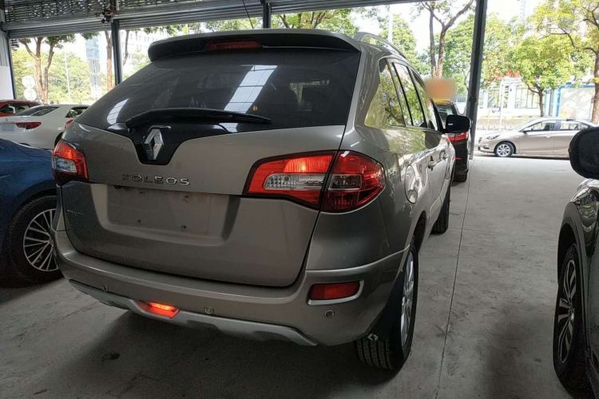 Used Renault Koleos 2014 Revised Version 2.0L Two-Wheel Drive Fashion Edition Rear Right 45 Deg