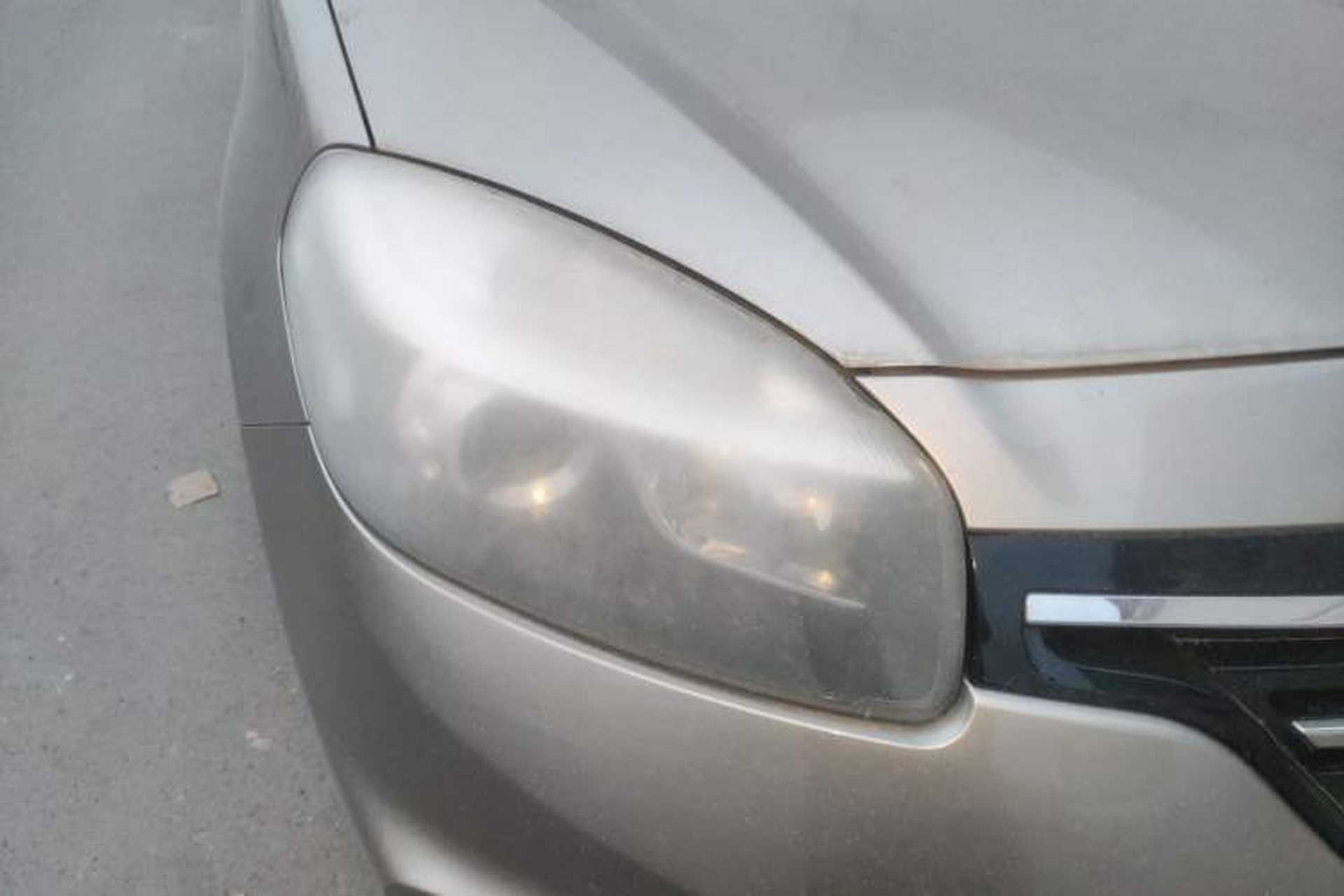 Used Renault Koleos 2014 Revised Version 2.0L Two-Wheel Drive Fashion Edition Right Front Headlight