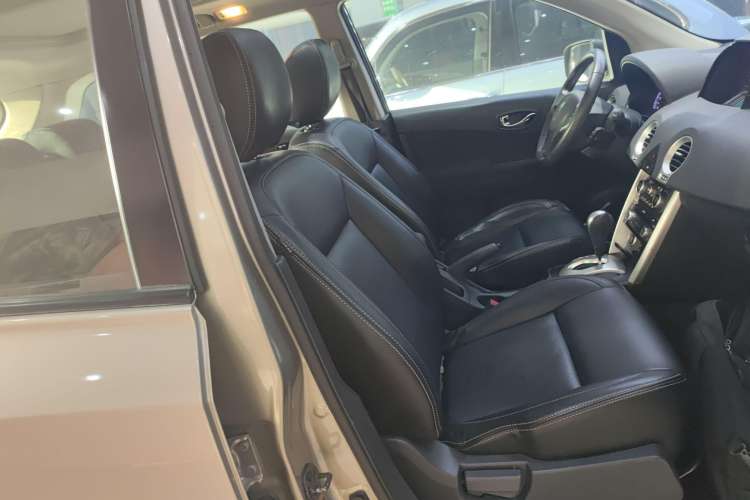 Used Renault Koleos 2014 2.0L Two-Wheel Drive Fashion Edition Right Front Seat