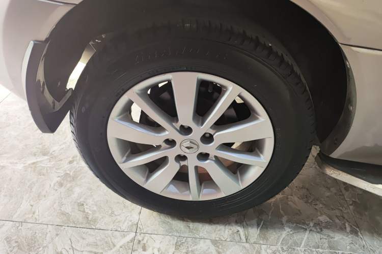 Used Renault Koleos 2014 2.0L Two-Wheel Drive Fashion Edition Right Rear Wheel Hub